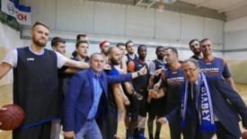 Prezydent na treningu koszykarzy Polpharmy