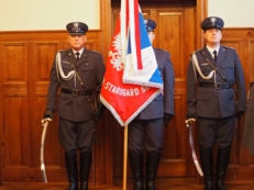 Awanse i wyr&oacute;żnienia funkcjonariuszy Aresztu  Śledczego