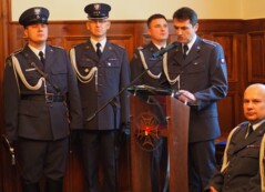 Awanse i wyr&oacute;żnienia funkcjonariuszy Aresztu  Śledczego