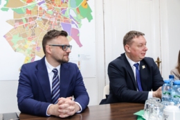 MMS konsultacja programu - odwiedziny Ministra ds. Społeczeństwa Obywateksiego