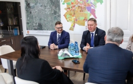 MMS konsultacja programu - odwiedziny Ministra ds. Społeczeństwa Obywateksiego
