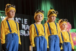 XII przegląd tańc&oacute;w dziecięcych 