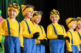 XII przegląd tańc&oacute;w dziecięcych 
