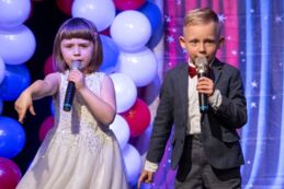 Lets Sing Tęczą Malowane 