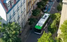 Podpisanie umowu na zakup i dostwę 5 autobus&oacute;w elektrycznych firmy SOLARIS 4