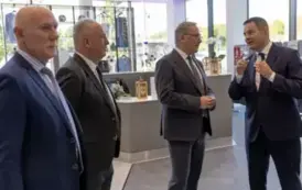 Podpisanie umowu na zakup i dostwę 5 autobus&oacute;w elektrycznych firmy SOLARIS 12