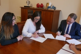 KJK - nowy partner KDR i Karty Seniora