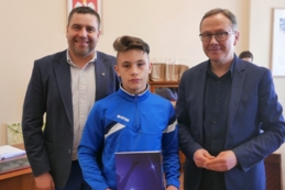 Stypendia dla młodych sportowc&oacute;w