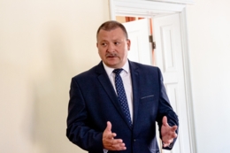 Przekazanie sztandaru Koła ZRPŻG