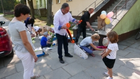 Modraczek ma nowe hulajnogi