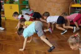 W zdrowym ciele- zdrowy duch, koszyk&oacute;wkę poczuj już w Tęczą Malowane
