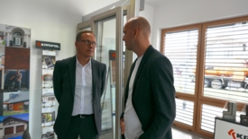 Prezydent sprzedawał okna