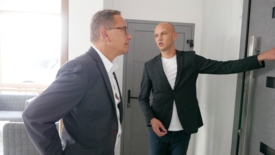 Prezydent sprzedawał okna