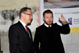 Podpisanie umowy na budowę węzła integracyjnego