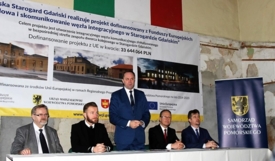 Podpisanie umowy na budowę węzła integracyjnego