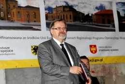 Podpisanie umowy na budowę węzła integracyjnego