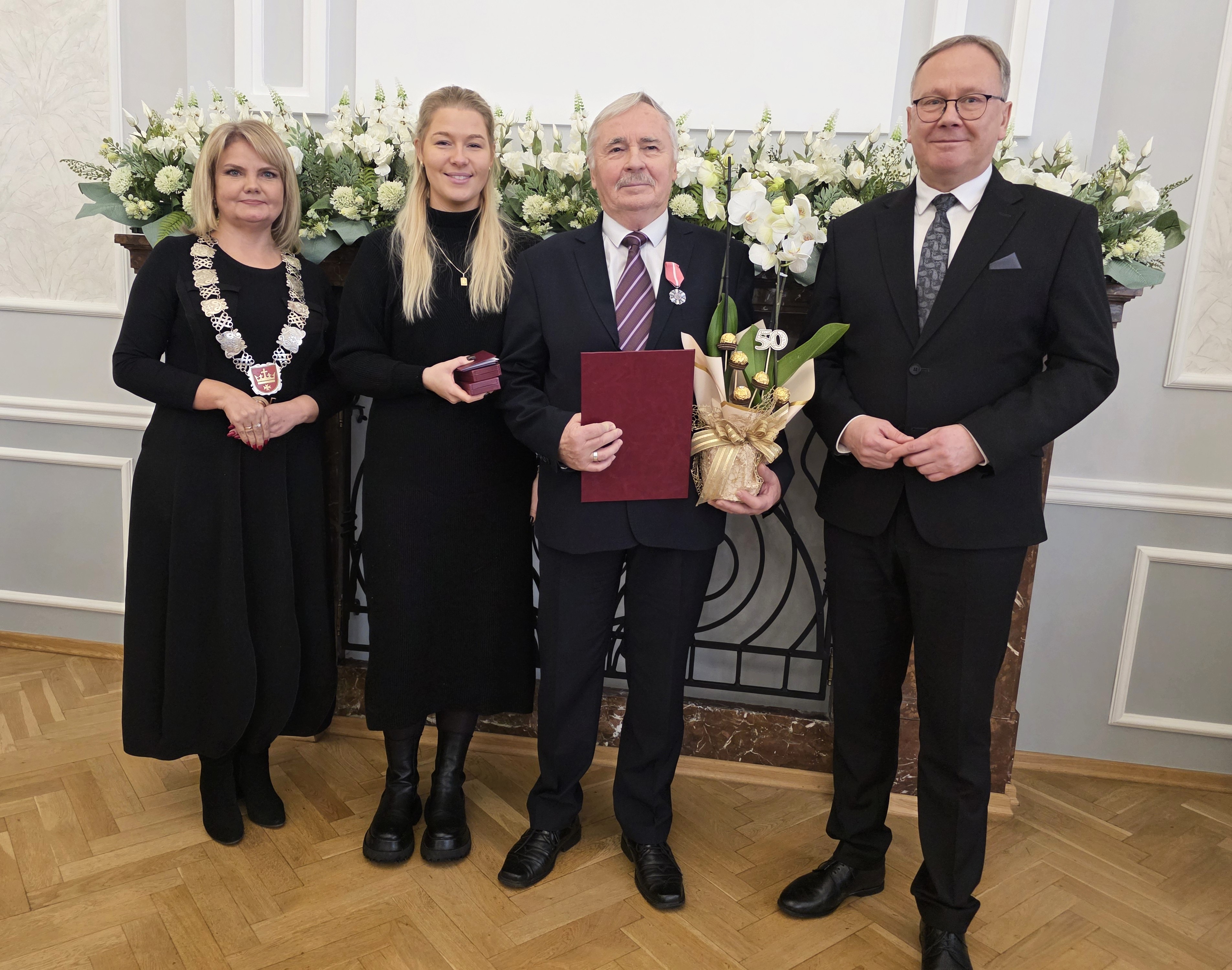 Elżbieta i&nbsp;Marian Betlejewscy (pan przybył z&nbsp;wnuczką Darią)