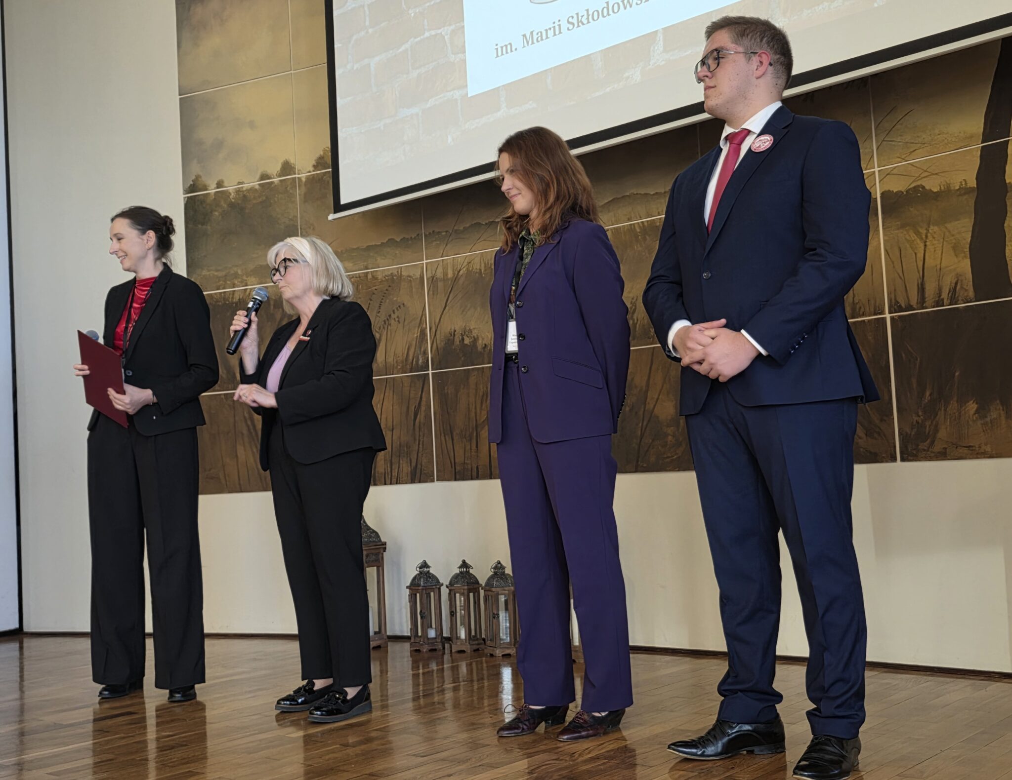 Od lewej: Beata Graban, Janina Lubawska, Monika Janeczek-Toporowska, Marcel Dymerski