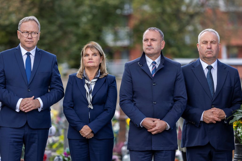 Delegacja władz miasta.