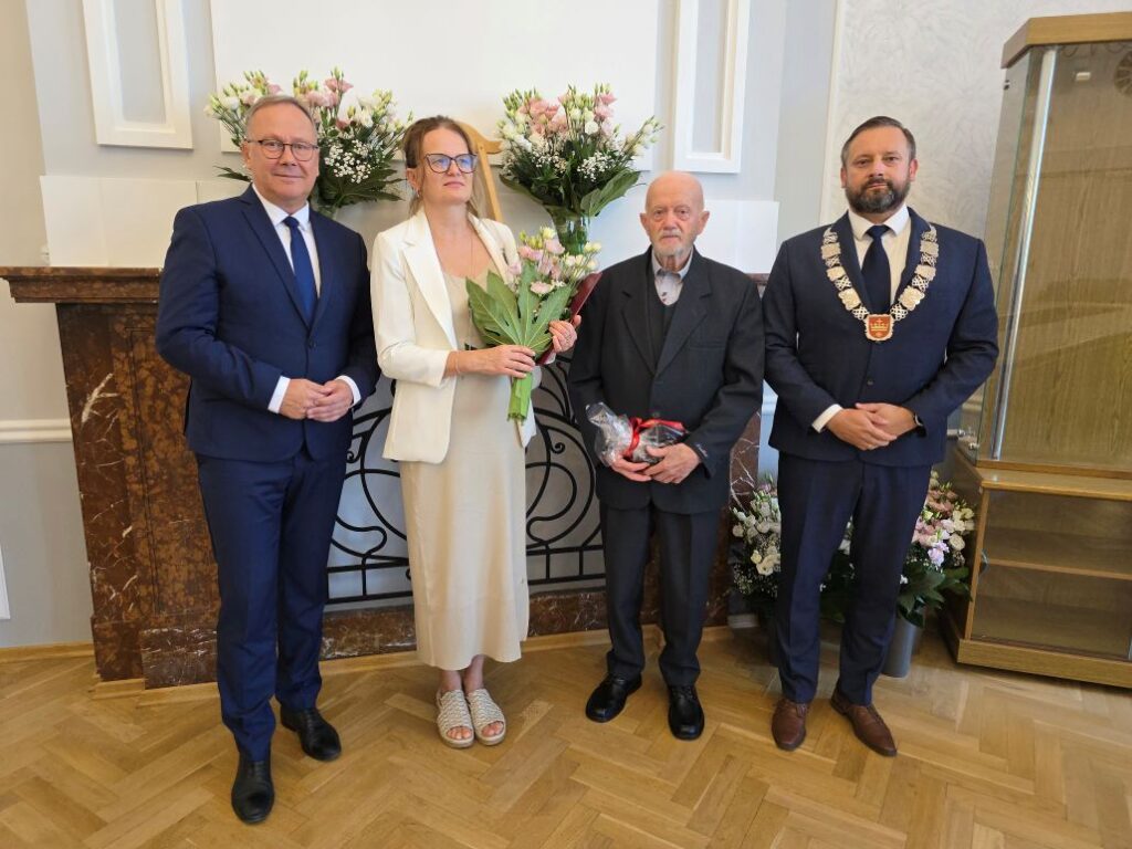Regina i&nbsp;Zygfryd Kuklińscy (żona Regina nie mogła przybyć, na&nbsp;zdjęciu z&nbsp;c&oacute;rką)