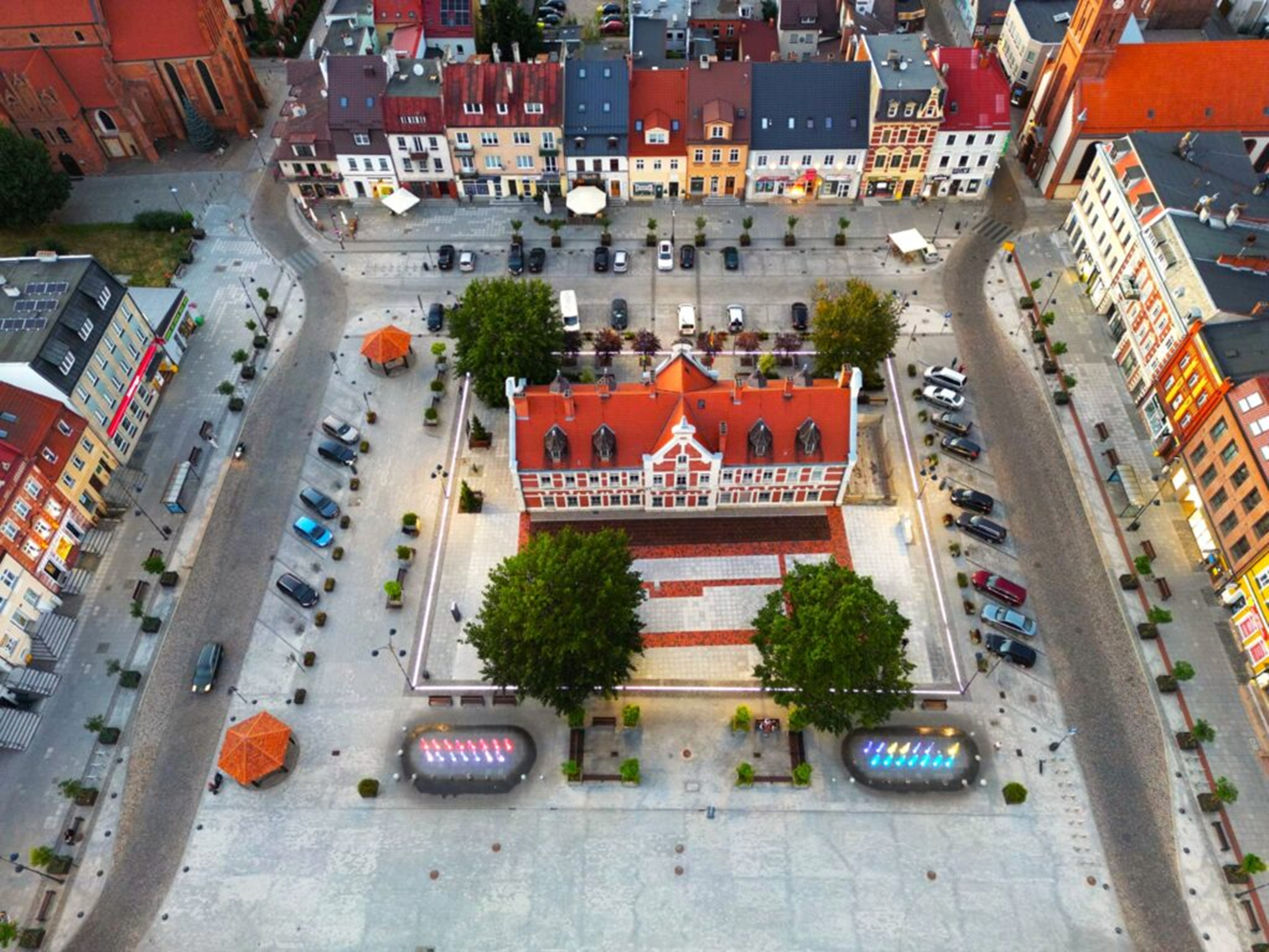 Rynek z&nbsp;lotu ptaka.