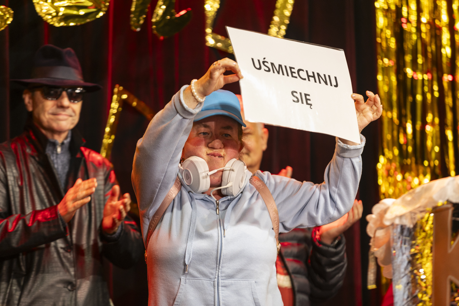 Artystka na&nbsp;scenie.