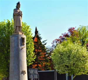 pomnik Adama Mickiewicza Starogard Gdański