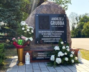 pomnik andrzeja grubby. starogard gdański