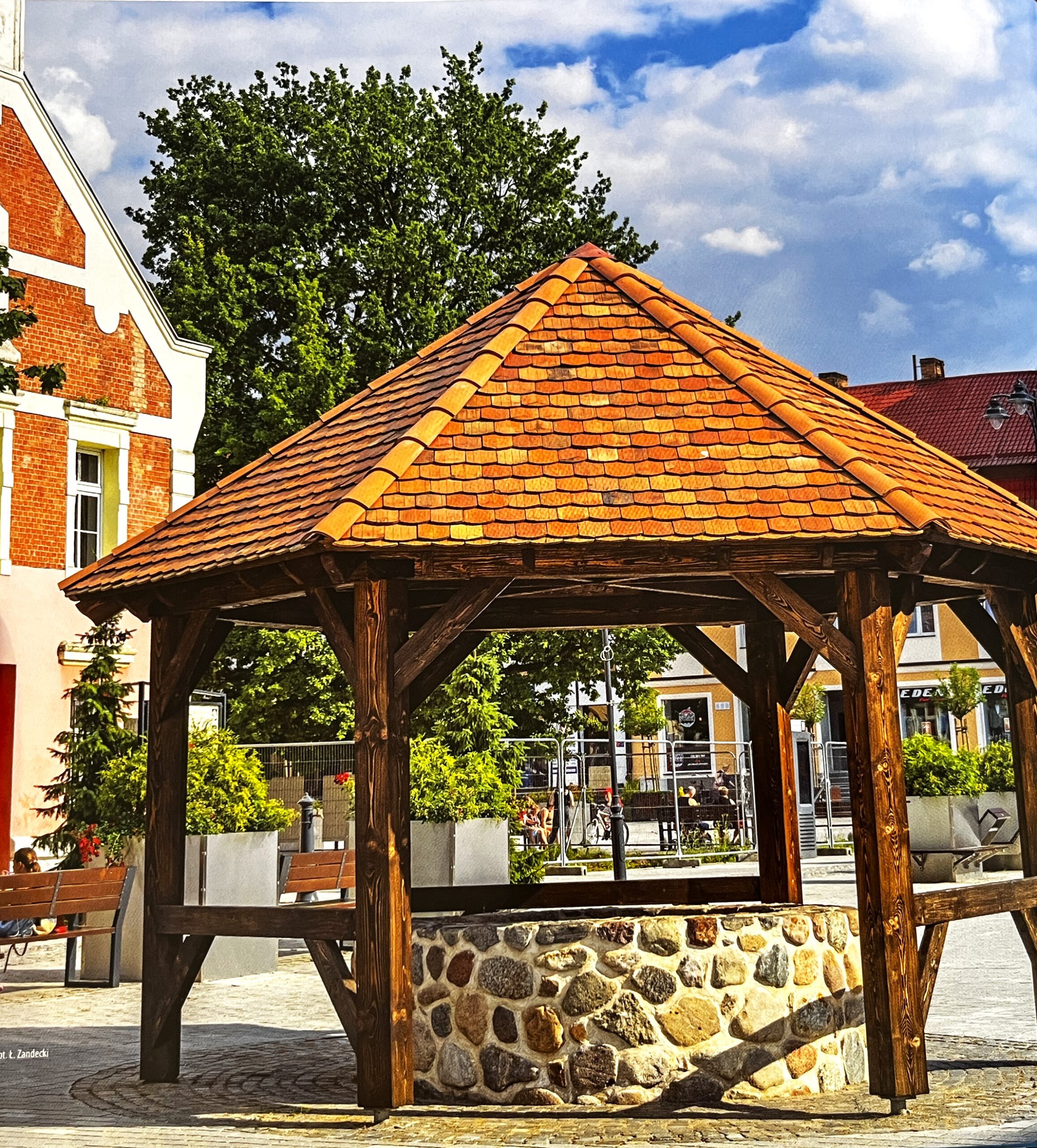 studnia.rynek.źródło.Album Starogard Gdański 2021