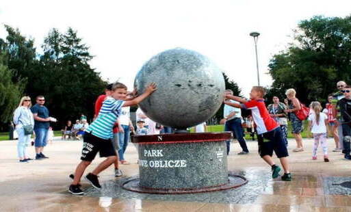 Zdjęcie do Park Nowe Oblicze - miejsce spotkań, zabawy i relaksu