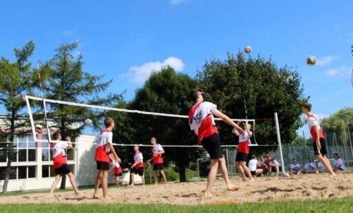 Zdjęcie do Radość dla miłośnik&oacute;w siatk&oacute;wki plażowej