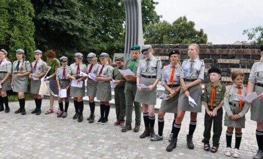 Zdjęcie do Dla Powstańc&oacute;w Warszawy