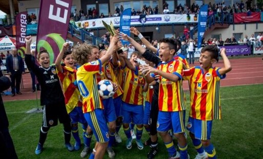 Zdjęcie do Polpharma Deyna Cup Junior 2018 za nami. Triumf Polak&oacute;w i Hiszpan&oacute;w