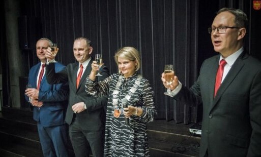 Zdjęcie do Życzyli sobie i mieszkańcom zdrowia oraz pomyślności