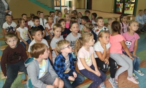 Zdjęcie do Strajk oświaty zawieszony