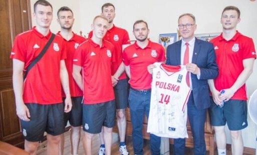 Zdjęcie do Koszykarska Kadra Polski B trenuje w Starogardzie