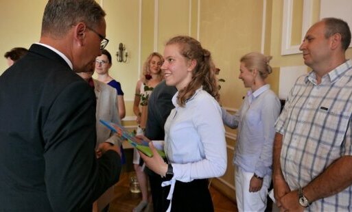Zdjęcie do Nagrody dla najlepszych uczni&oacute;w i nauczycieli