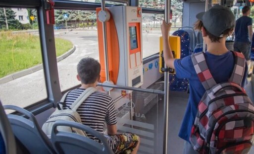 Zdjęcie do Od września pojadą autobusami za darmo