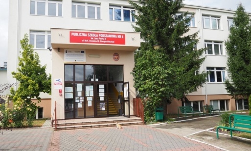 Zdjęcie do Czas do szk&oacute;ł i przedszkoli! Wyremontowane pomieszczenia czekają na uczni&oacute;w