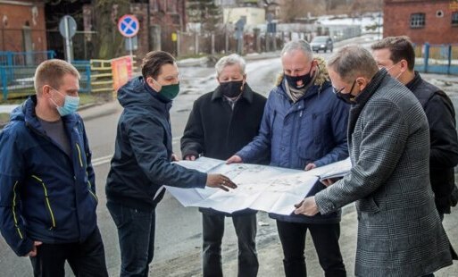 Zdjęcie do Miasto przekazało plac budowy