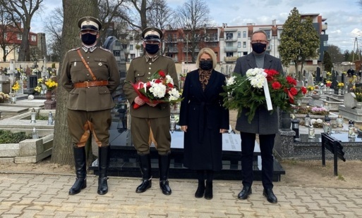 Zdjęcie do Dzień Pamięci Ofiar Zbrodni Katyńskiej