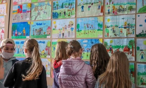 Zdjęcie do "Moja rodzina" na 256 rysunkach