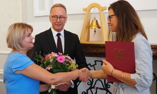 Zdjęcie do Miejskie zakończenie roku szkolnego