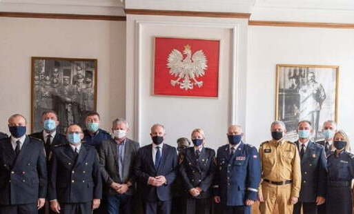 Zdjęcie do Straże Miejskie i Gminne spotkały się z wojewodą