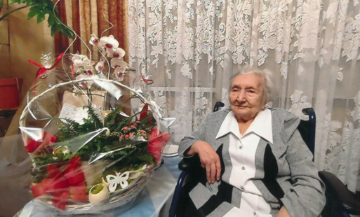 Zdjęcie do Przeżyła cały wiek