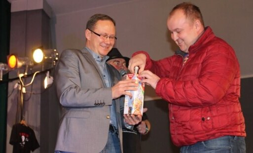 Zdjęcie do Czy Prezydent zmieni się w kolportera?