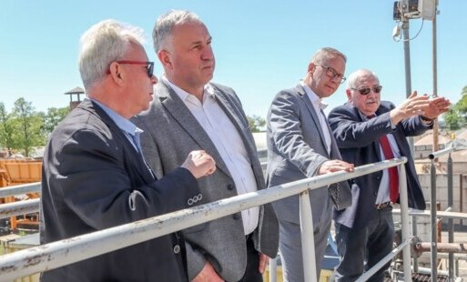 Zdjęcie do Remontują i budują drogi od 30 lat