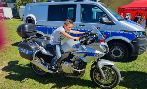 Zdjęcie do Policjanci i Strażacy Dzieciom. Otwarty Dzień Dziecka pełen atrakcji.