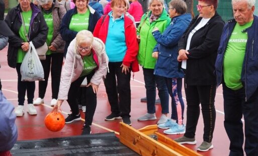 Zdjęcie do Sport to zdrowie niezależnie od wieku. XVII Powiatowa Spartakiada Emeryt&oacute;w, Rencist&oacute;w i Os&oacute;b Niepełnosprawnych