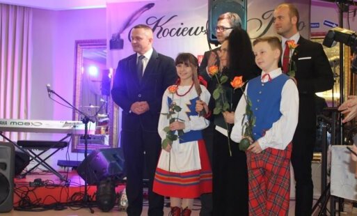 Zdjęcie do Rozdano Kociewskie Pi&oacute;ra